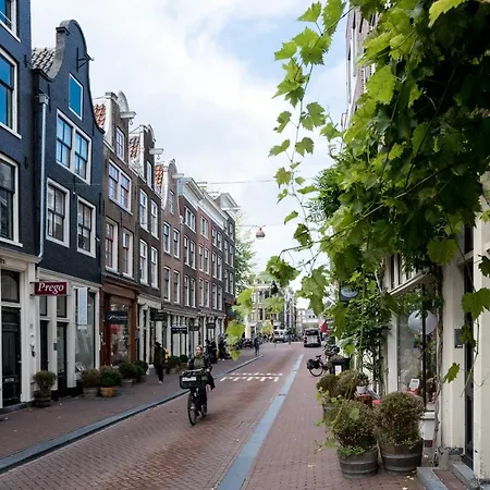 Haarlemmerplein apartments-3